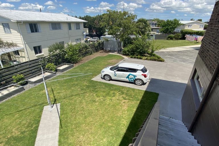 Photo of property in 6 Barnhill Crescent, Pahurehure, Papakura, 2113