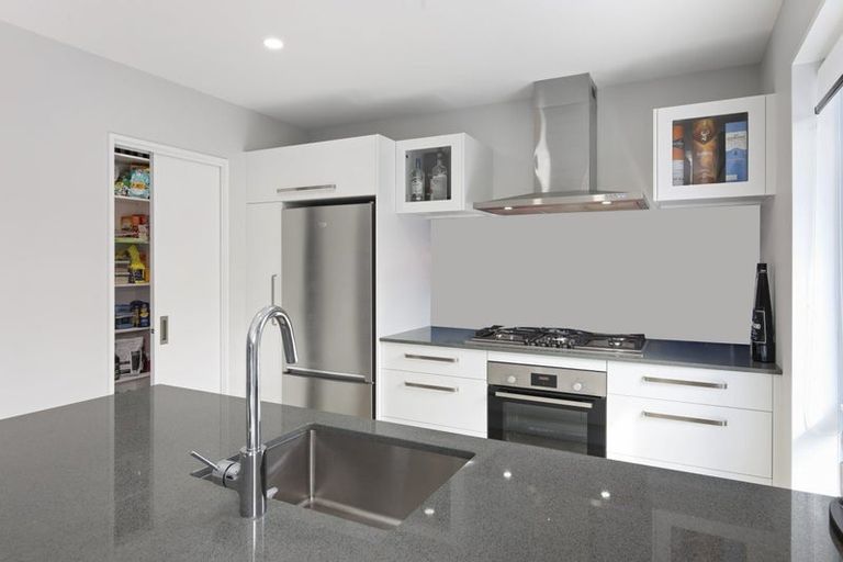 Photo of property in 13 Higgins Street, Woodend, 7610