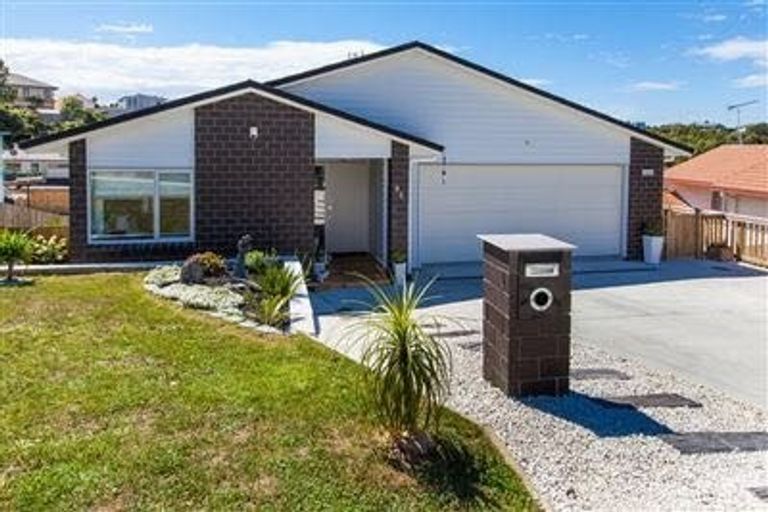 Photo of property in 95 Glenvar Road, Torbay, Auckland, 0630
