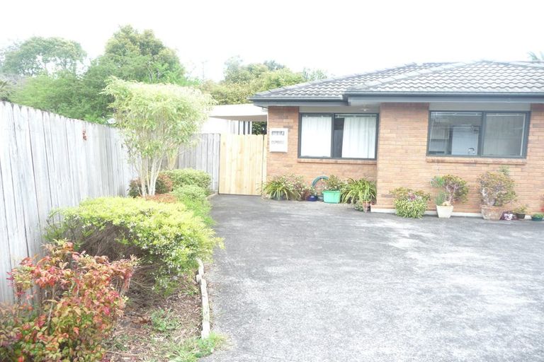 Photo of property in 1/17 Pegler Drive, Howick, Auckland, 2014