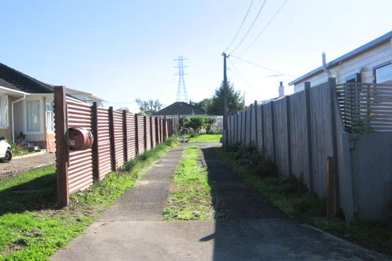 Photo of property in 26 Bedford Street, Te Atatu South, Auckland, 0610