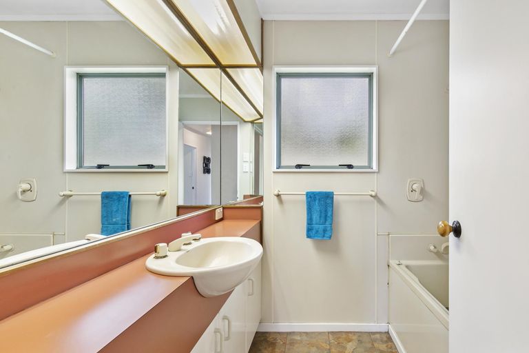 Photo of property in 4c Owens Road, Waiuku, 2123