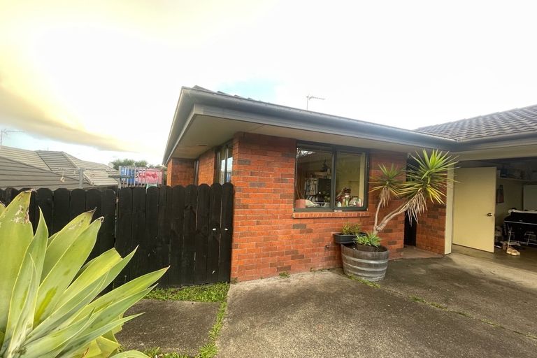 Photo of property in 45 Stratford Road, Manurewa, Auckland, 2105