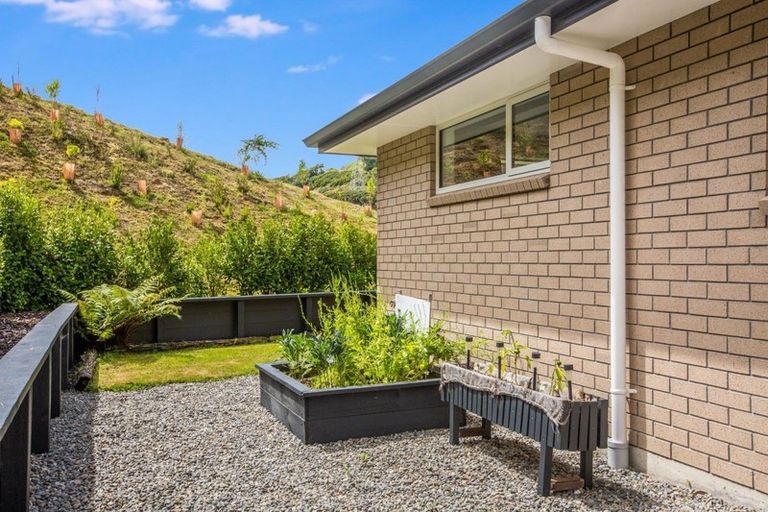 Photo of property in 31 Banks Boulevard, Whitby, Porirua, 5024