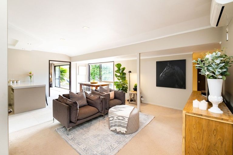 Photo of property in 89 James Cook Street, Havelock North, 4130