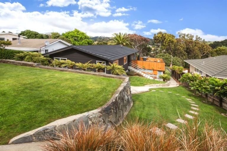 Photo of property in 27 Ayton Drive, Whitby, Porirua, 5024