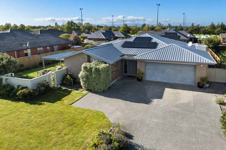 Photo of property in 11 Melville Crescent, Rolleston, 7614