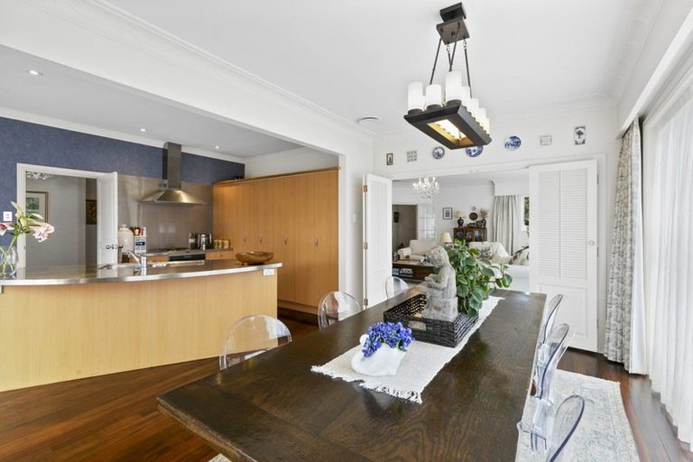 Photo of property in 46 Wai-iti Crescent, Woburn, Lower Hutt, 5010