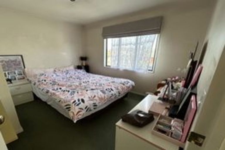 Photo of property in 10 Burdale Street, Riccarton, Christchurch, 8011