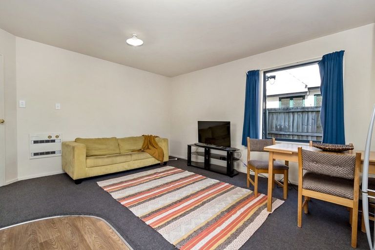 Photo of property in 108b Elizabeth Street, Riccarton, Christchurch, 8041