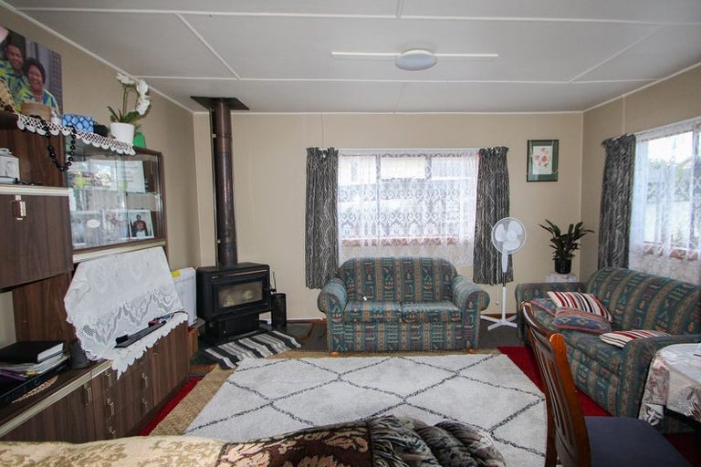Photo of property in 12 Mersey Street, South Hill, Oamaru, 9400