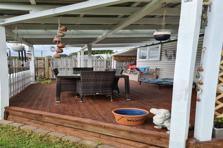 Photo of property in 59 Victoria Street, Carterton, 5713