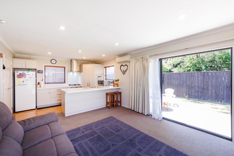 Photo of property in 159 Heretaunga Street, Palmerston North, 4414