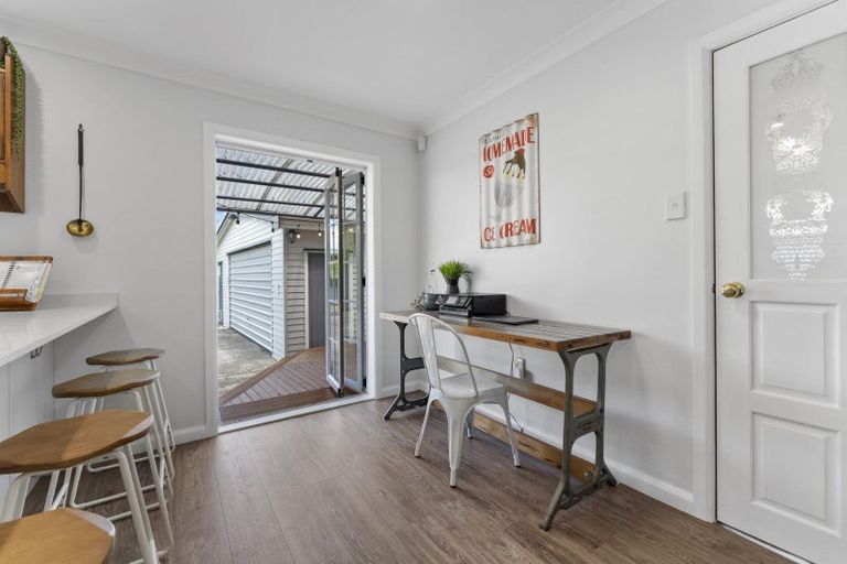 Photo of property in 36 Pitama Road, Awapuni, Palmerston North, 4412