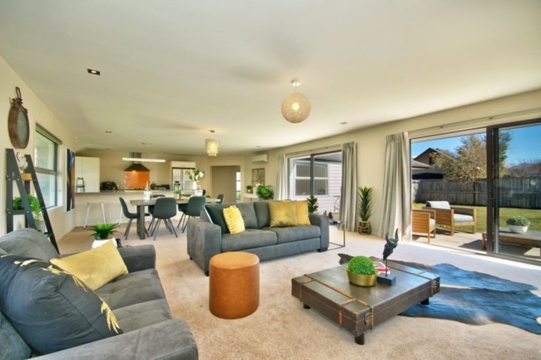 Photo of property in 3 Widgeon Place, Lake Hayes, Queenstown, 9304