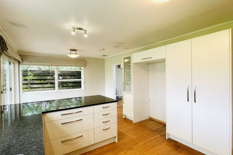 Photo of property in 22 Juniper Road, Sunnynook, Auckland, 0620