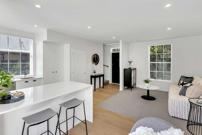 Photo of property in 4/36 Allard Street, Edgeware, Christchurch, 8013