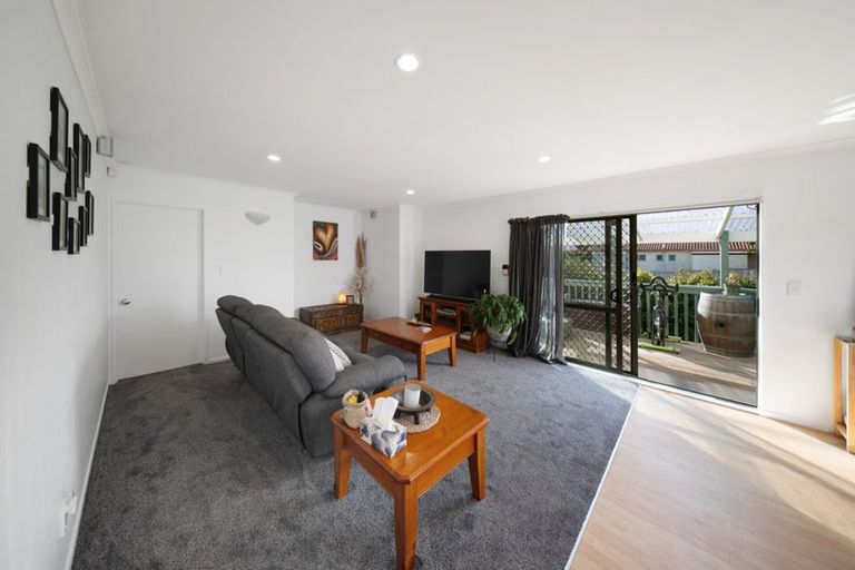Photo of property in 33b Earlsworth Road, Mangere East, Auckland, 2024