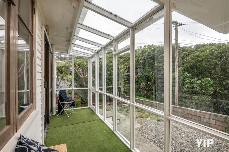 Photo of property in 26 Arapiko Street, Johnsonville, Wellington, 6037