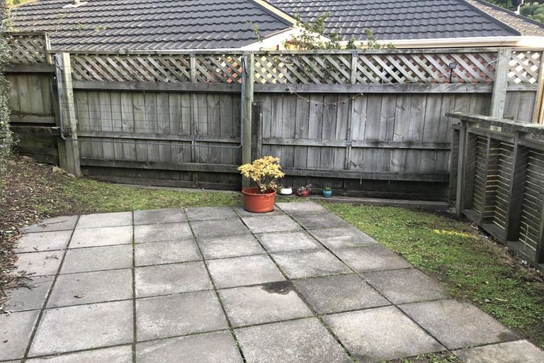 Photo of property in 13 Cavendish Square, Strathmore Park, Wellington, 6022