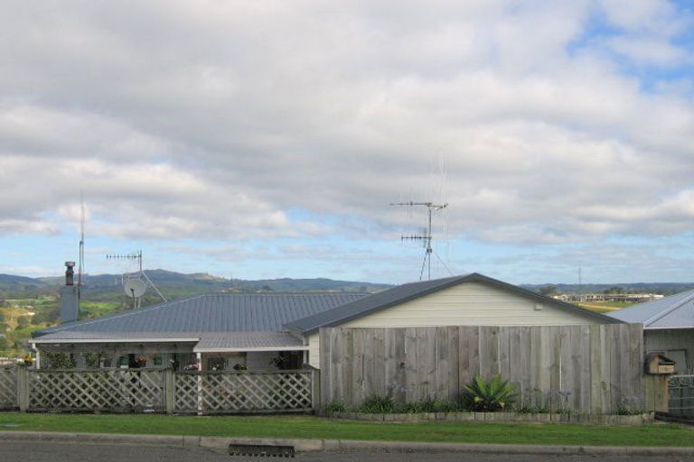 Photo of property in 4 Slade Street, Greerton, Tauranga, 3112