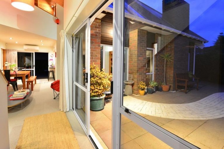 Photo of property in 51 Maygrove Drive, Orewa, 0931