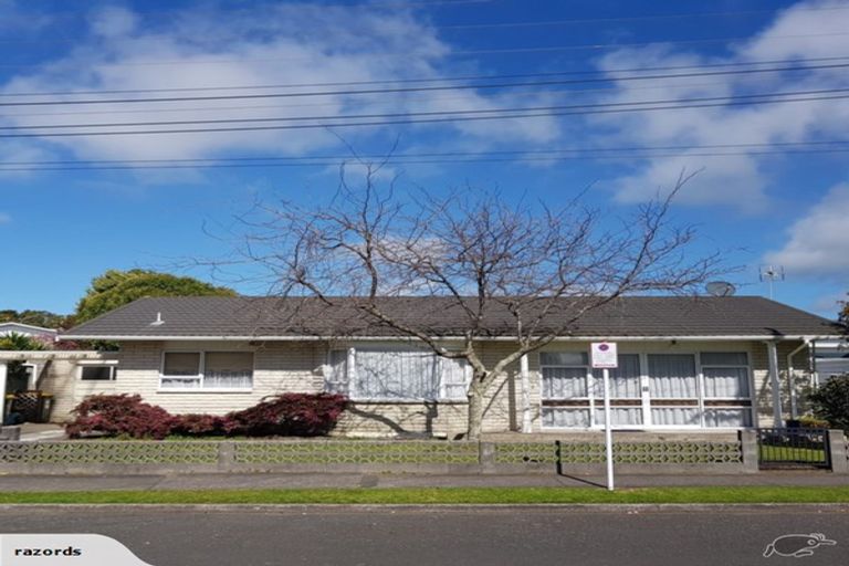 Photo of property in 2a Kauri Street, Merrilands, New Plymouth, 4312