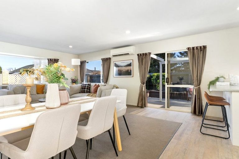 Photo of property in 2 Cunningham Place, Halswell, Christchurch, 8025