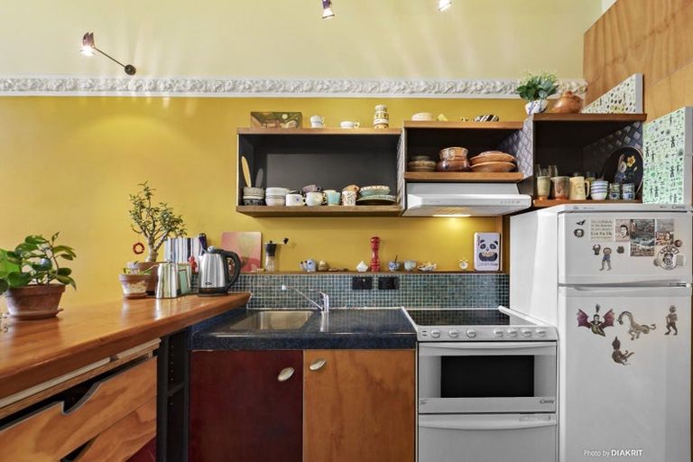 Photo of property in Qba Apartments, 2i/51 Webb Street, Mount Cook, Wellington, 6011