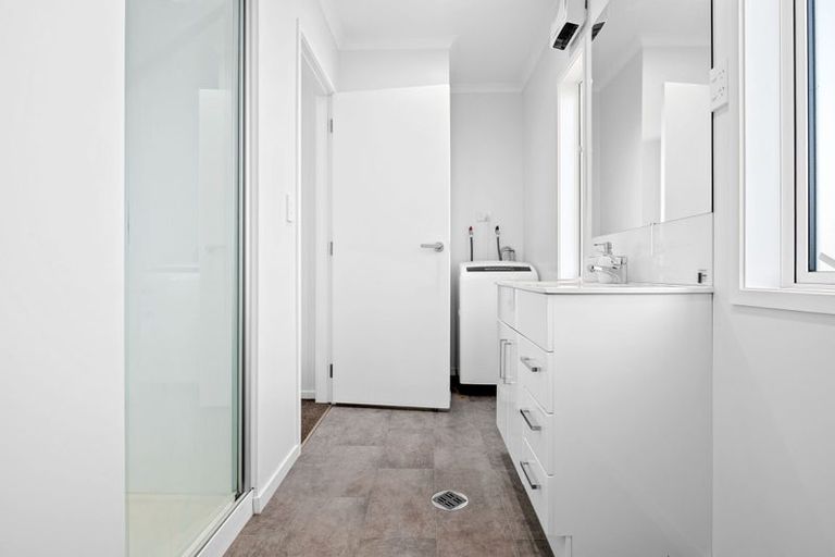 Photo of property in 3/10 Burrows Place, Frankton, Hamilton, 3204