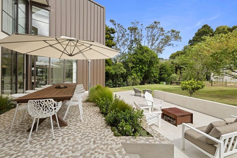 Photo of property in 366 Frankley Road, Ferndale, New Plymouth, 4310