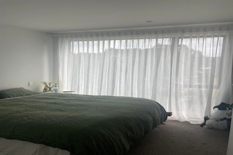 Photo of property in 25 Jean Caldwell Way, Island Bay, Wellington, 6023