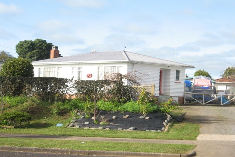 Photo of property in 23 Puriri Road, Manurewa, Auckland, 2102