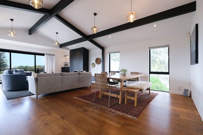 Photo of property in 1/41 Hauraki Road, Hauraki, Auckland, 0622