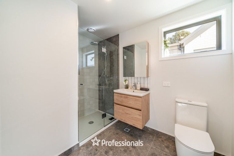 Photo of property in 31-33 Chapman Crescent, Naenae, Lower Hutt, 5011