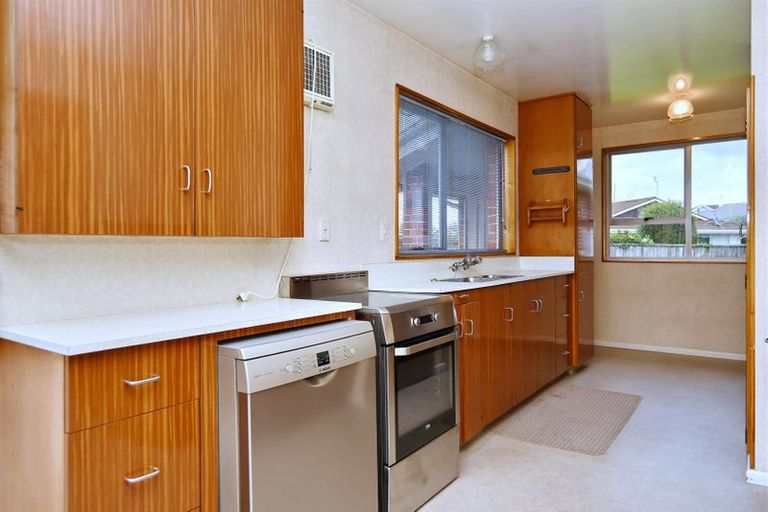 Photo of property in 10 Rochford Place, Bryndwr, Christchurch, 8052