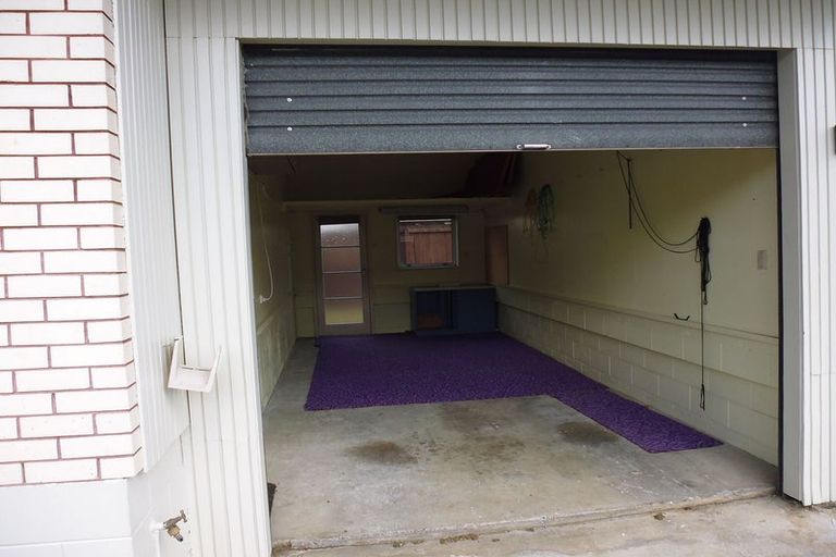 Photo of property in 2/105a Wallace Road, Papatoetoe, Auckland, 2025