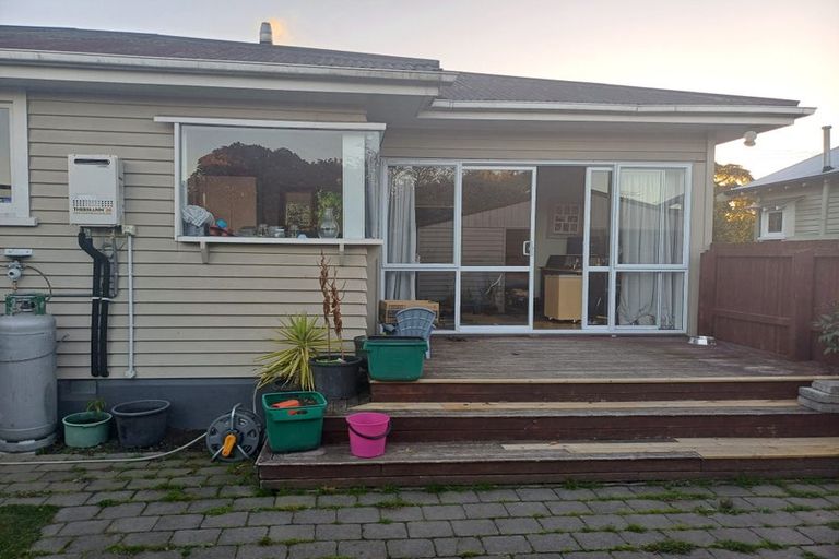 Photo of property in 56 Caledonian Road, St Albans, Christchurch, 8014