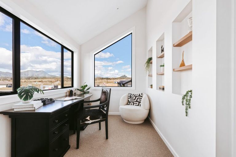 Photo of property in 56 Tironui Drive, Taradale, Napier, 4112