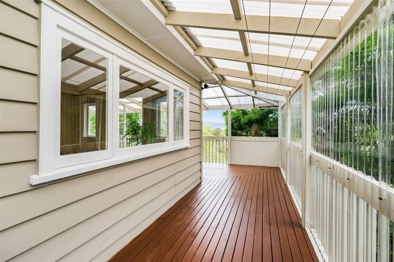 Photo of property in 2 Waimahanga Road, Onerahi, Whangarei, 0110