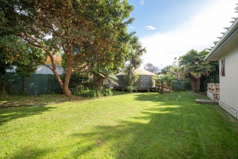 Photo of property in 19 Kuku Street, Te Awanga, 4102
