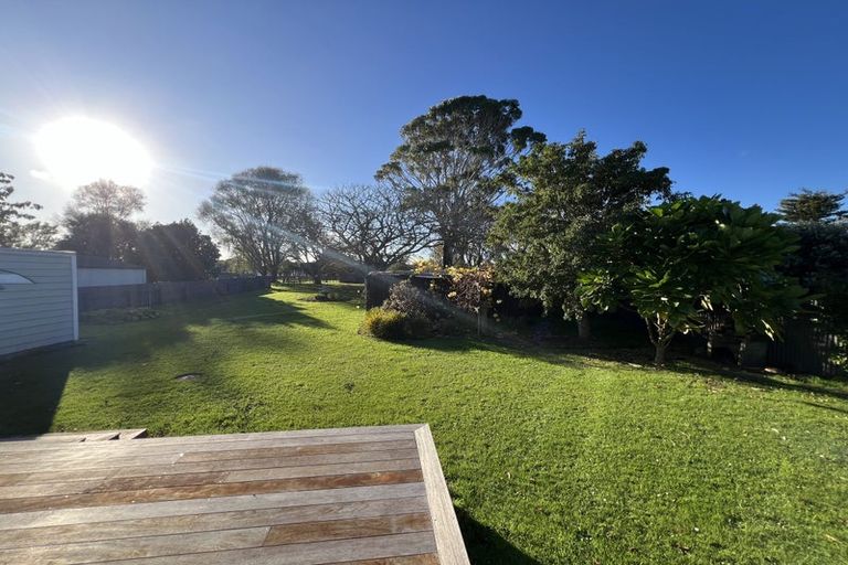 Photo of property in 2 Brassey Street, Waverley, 4510