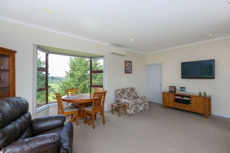 Photo of property in 333 Upland Road, Tarurutangi, New Plymouth, 4372