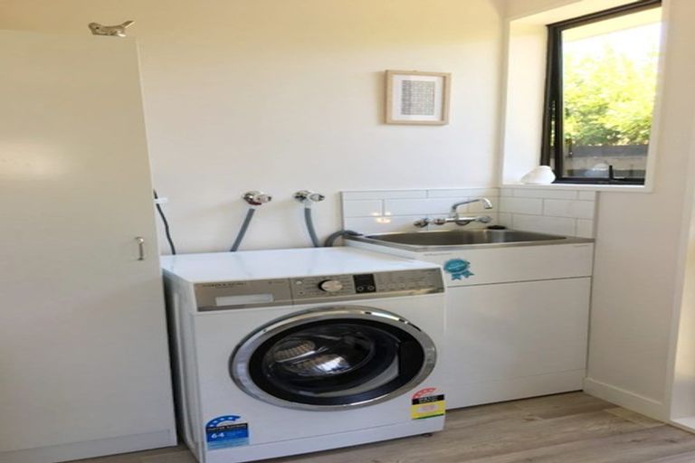 Photo of property in 15a Burrows Street, Tauranga South, Tauranga, 3112