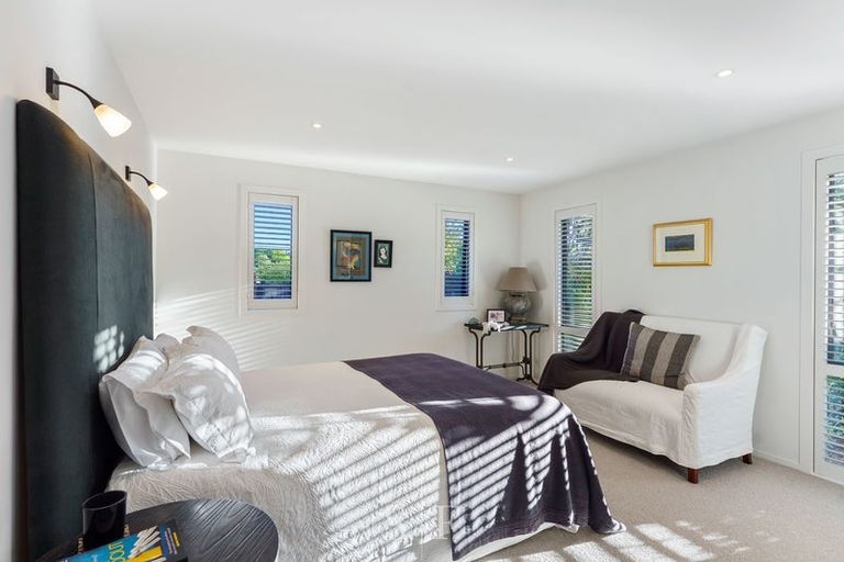 Photo of property in 65 Kohekohe Road, Waikanae, 5036
