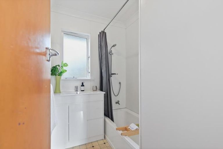 Photo of property in 33 Fairview Street, Fairview Downs, Hamilton, 3214