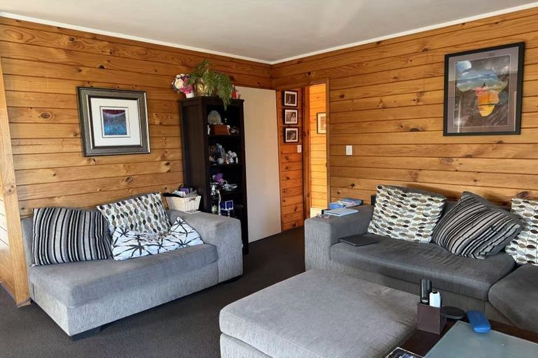 Photo of property in 2/34 Alexander Avenue, Torbay, Auckland, 0630