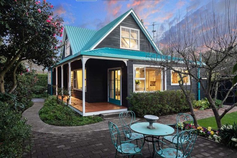 Photo of property in 157 Clyde Road, Burnside, Christchurch, 8053