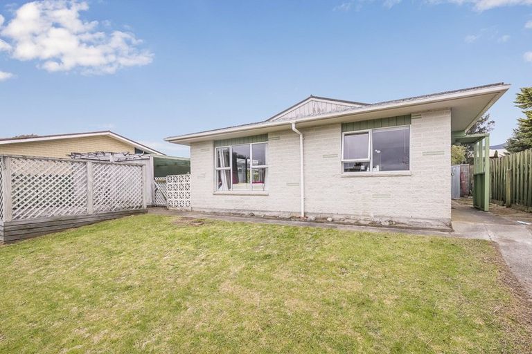 Photo of property in 14a Nola Avenue, Raumati Beach, Paraparaumu, 5032