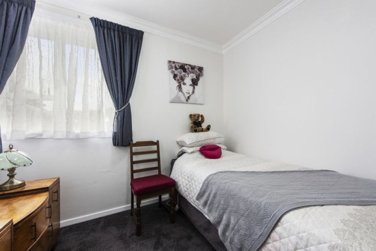 Photo of property in 1047 Fergusson Drive, Clouston Park, Upper Hutt, 5018